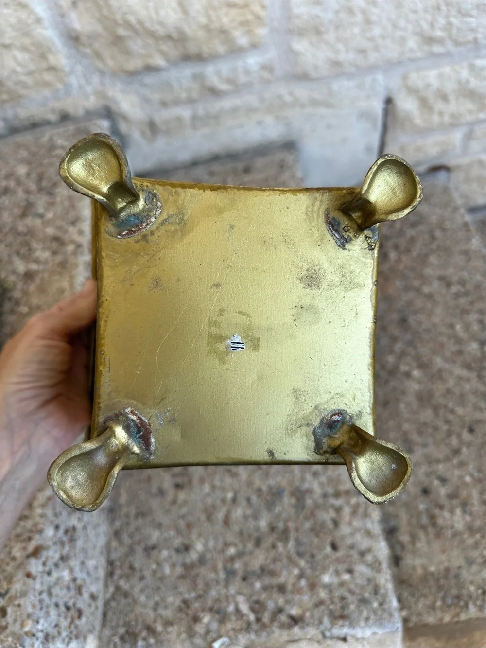N/A attractive gold